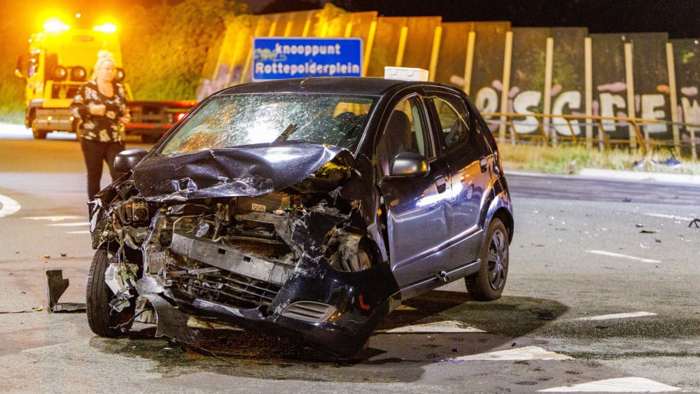 Car and van heavily damaged in collision at Rottepolderplein