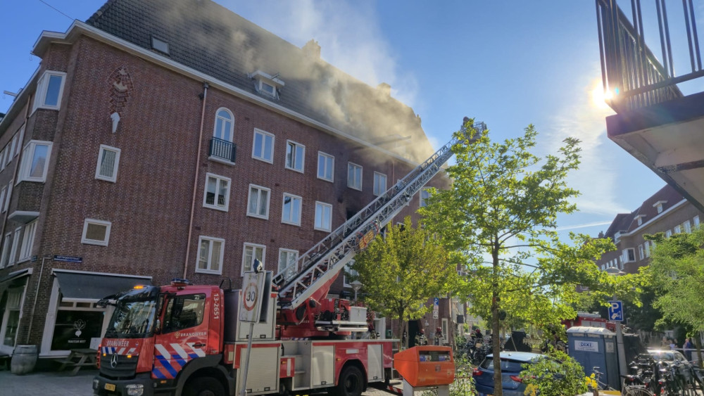 Major fire at home on Rietwijkerstraat
