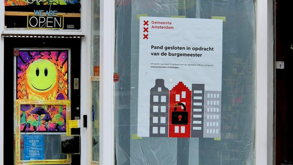 Halsema closes shop on Reguliersbreestraat due to illegal trade