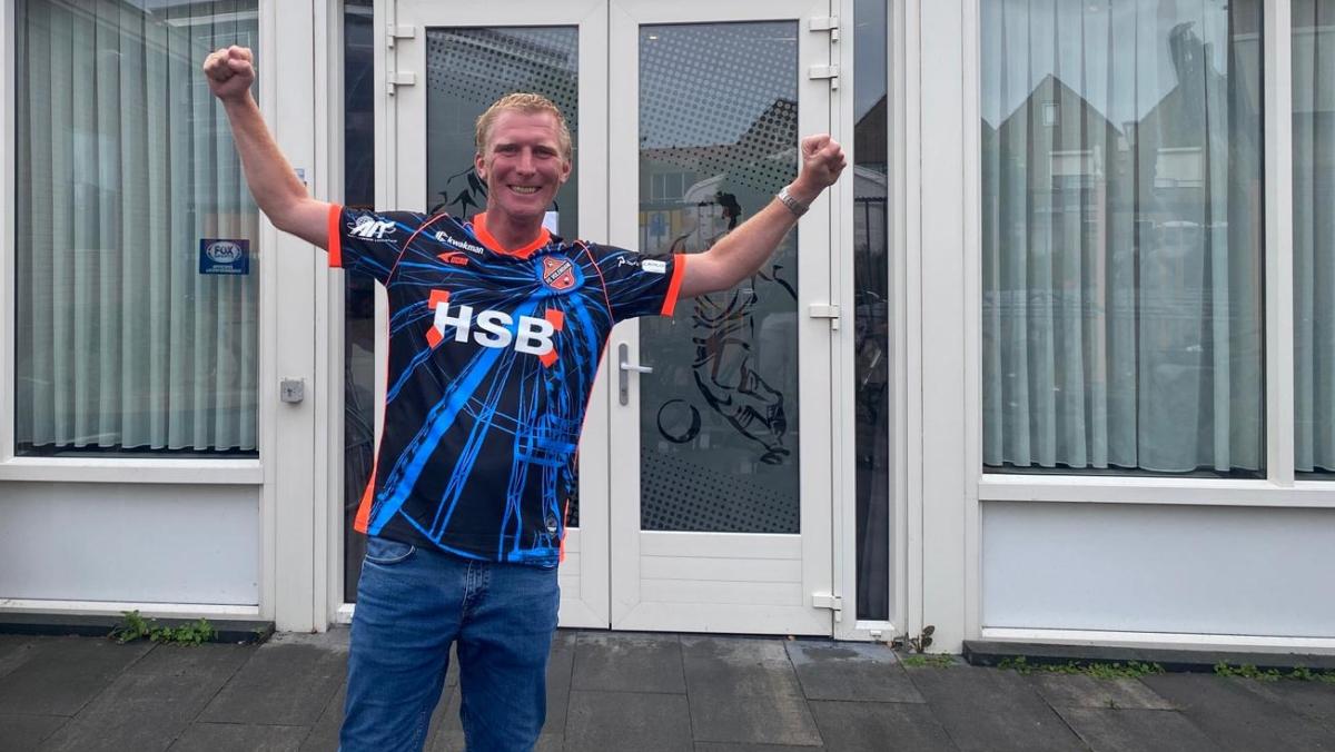 ?? FC Volendam ontvangt FC Dordrecht voor kermisduel • Club speelt in speciaal tenue