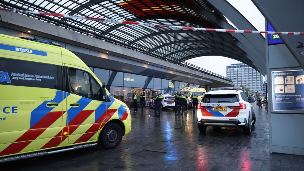 43-year-old TikToker suspected of three counts of attempted manslaughter after stabbing at Central Station