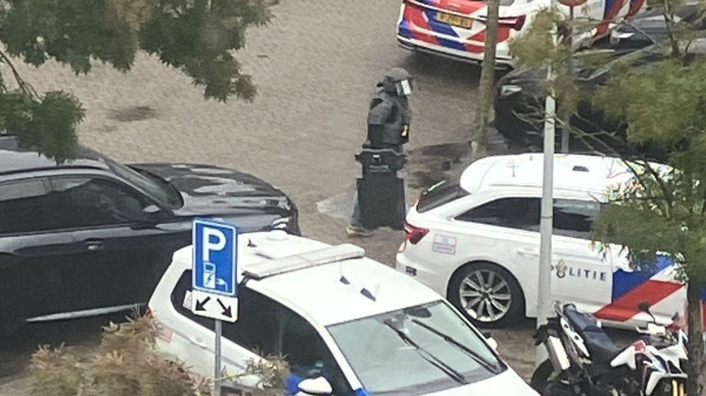 Major police operation in Slotervaart, homes temporarily cordoned off