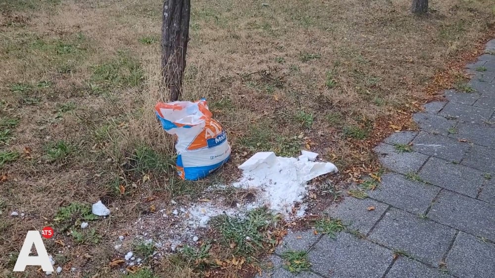 Hundreds of thousands of euros worth of cocaine and a pistol found at Banneplein