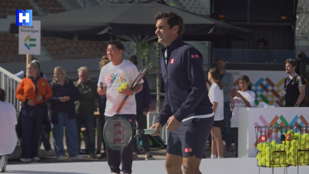 Tennis legend Federer in Amsterdam: "Cycling allowed me to really feel the vibe of this city"