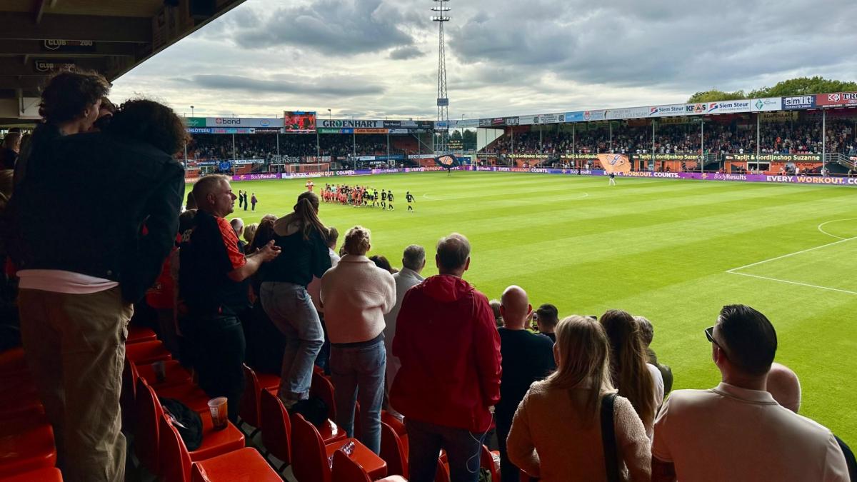 ?? FC Volendam begint met debutant Jurjus tegen Den Bosch • Telstar pakt zwaarbevochten punt