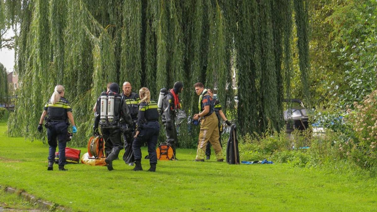Overleden persoon aangetroffen in vijver Oostzaan