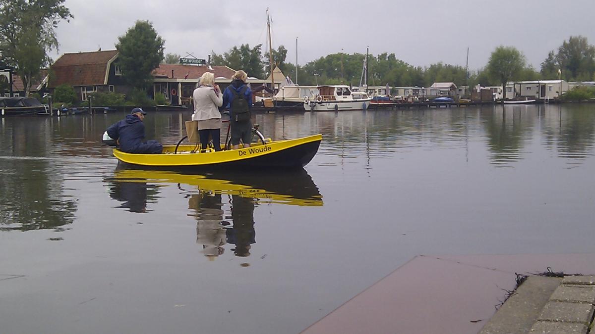 Avontuurlijke reis naar wal voor inwoners De Woude