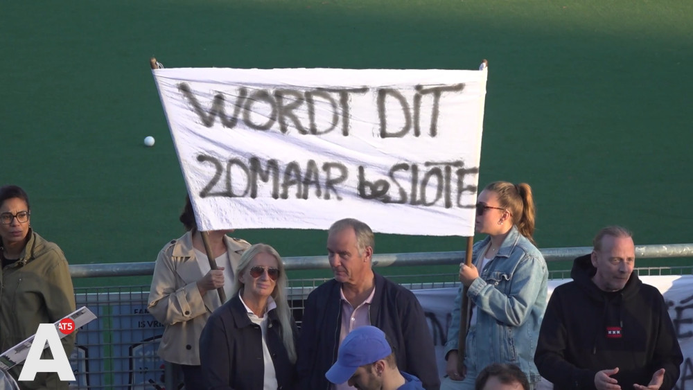 Neighborhood protest in Sloten against shelter, but decision is final: "Duty to provide these people a place"