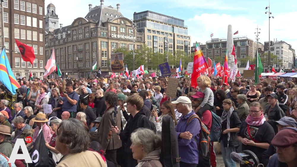 National peace protest at Dam Square: I do not want to send my children to the front