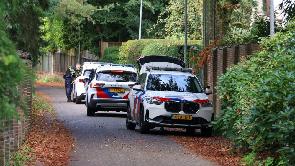 🔴 Vrouw gewond na betrappen fietsendief • Brandstof in water gelekt bij NDSM-werf