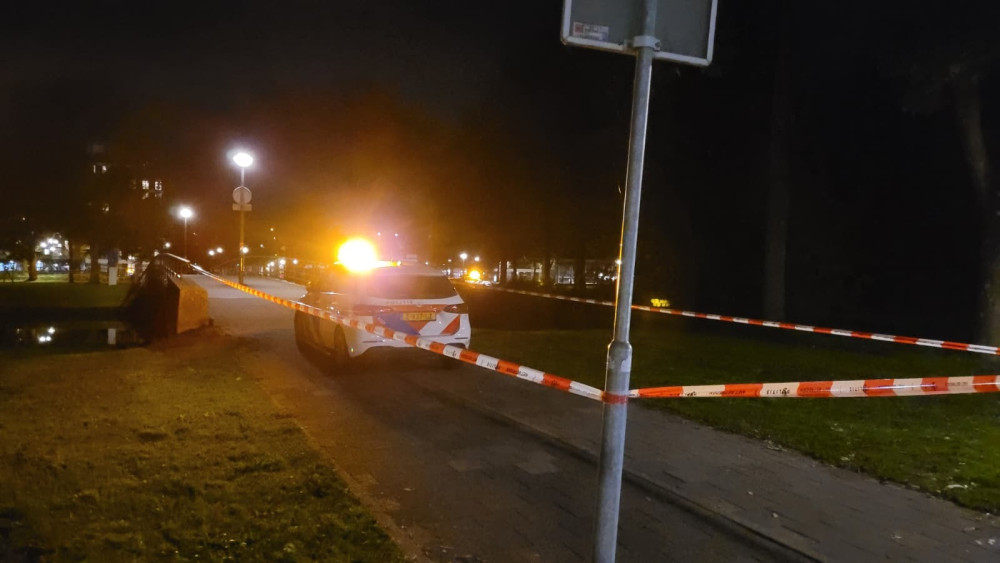 Part of Osdorp City Park cordoned off due to suspicious package