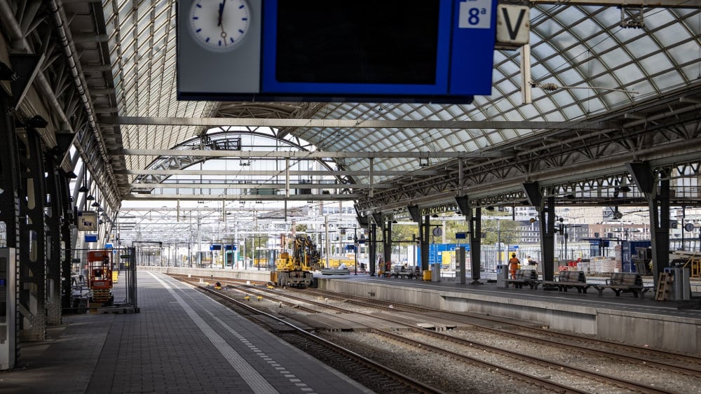 No trains to and from Amsterdam Central