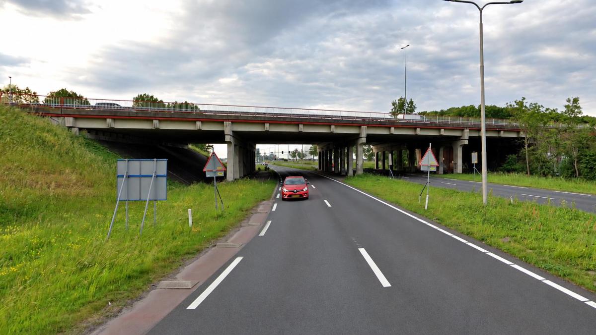 Staal uit beton van viaduct Uitgeest meegenomen voor onderzoek instortingsrisico