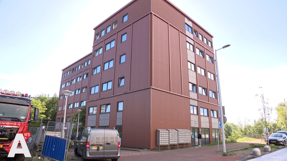 Young people in Startblok Elzenhagen feel unsafe due to aggressive co-resident