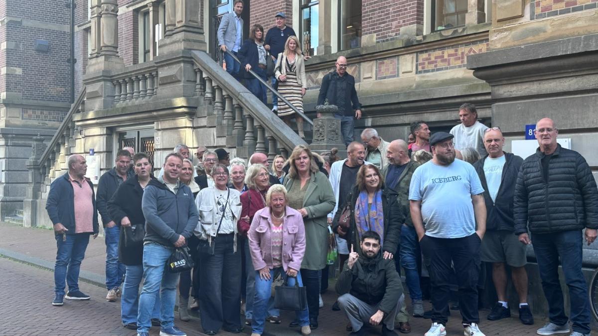 Bewoners camping De Westeinder leggen zich niet neer bij te lage schadevergoeding