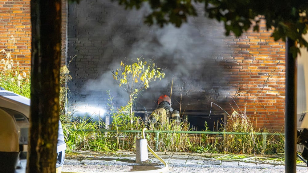 Zeer grote brand in parkeergarage Amsterdam Nieuw-West, 55 woningen ontruimd Home