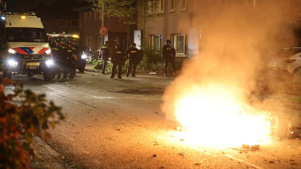 Four minors arrested during unrest in Floradorp