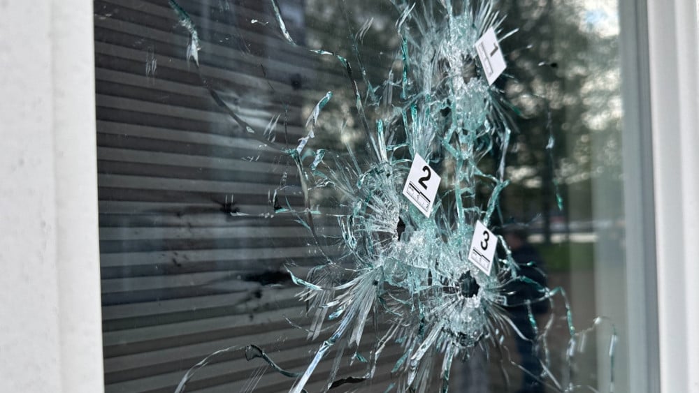 Two suspects, three shots: neighbors of targeted Haarlem home shocked