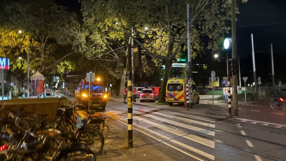 Man falls 5 meters from escalator at Vijzelgracht metro station