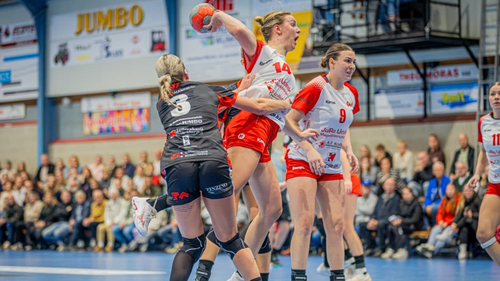 Summary: League leader VZV deals new blow to national champion VOC