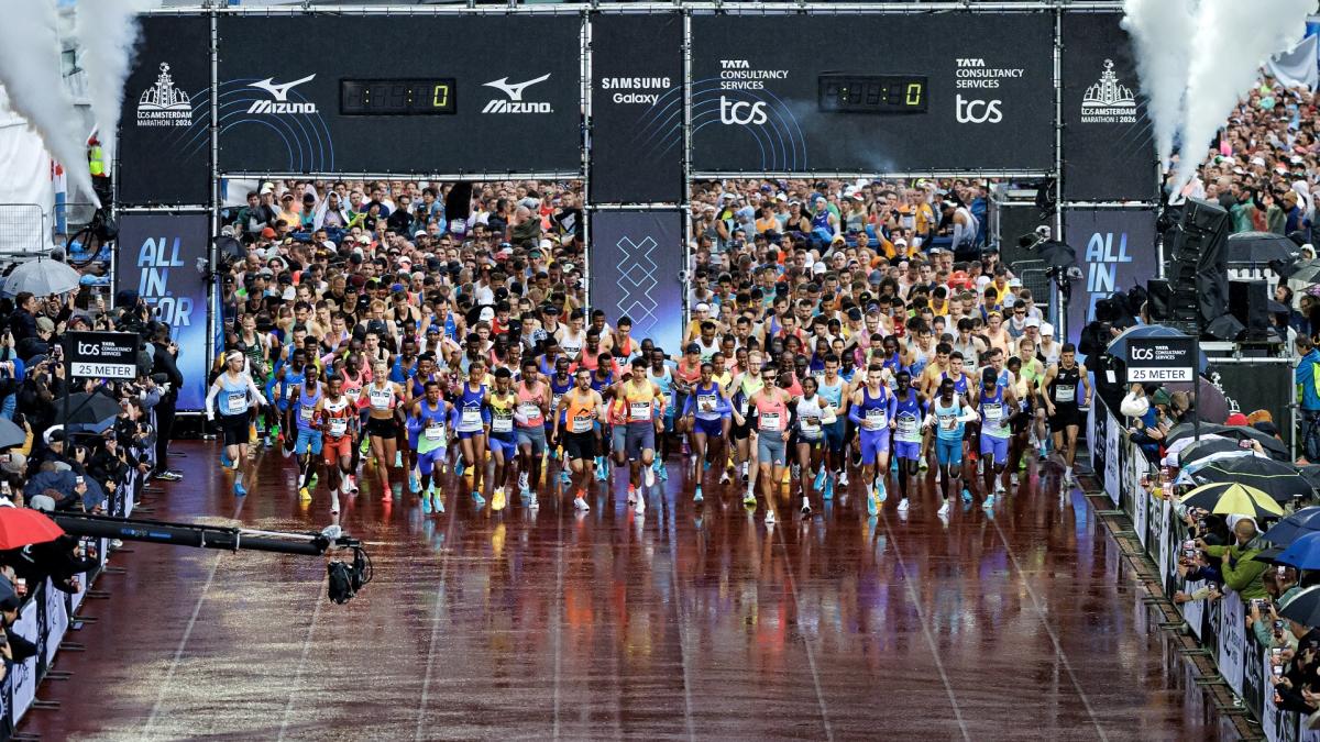 ?? Liveblog Amsterdam Marathon - ruim 30 duizend mensen rennen mee