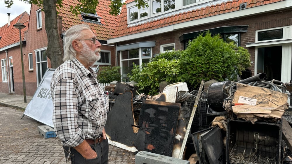 Onduidelijk waarom winkel van Piet (83) in brand moest, verdachte afwezig in rechtbank