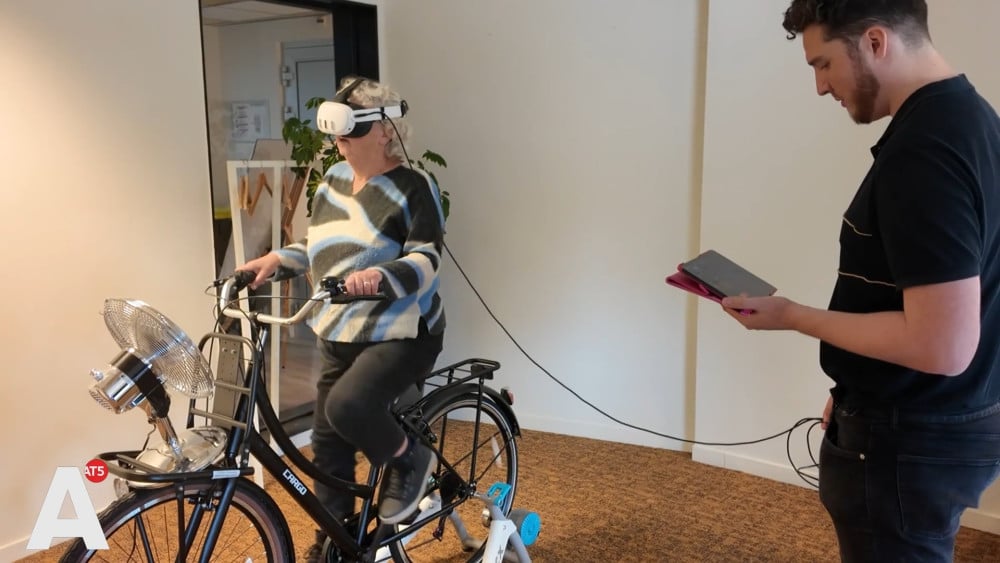 Research using VR headsets on how cycling routes are experienced: "We want women to feel safe"