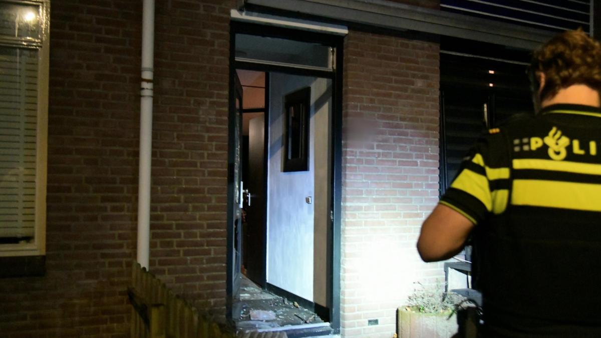 Twee nachtelijke explosies bij huizen in Den Helder