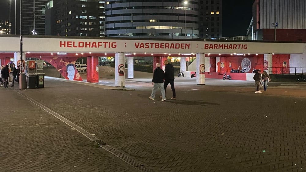 Ajax hosts AZ in North Holland top clash • Goes returns to squad