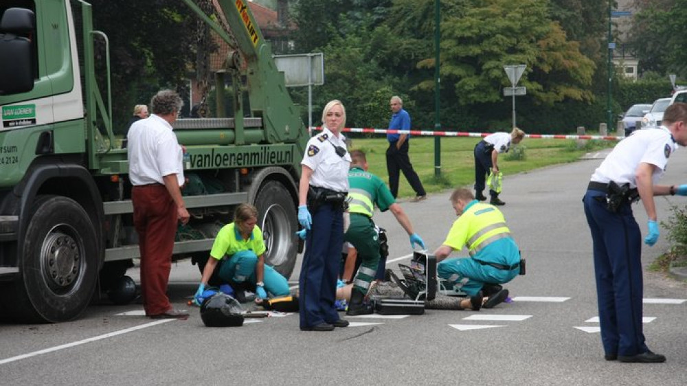 Meisje Op Scooter Overleden Na Botsing Met Vrachtwagen - NH Nieuws