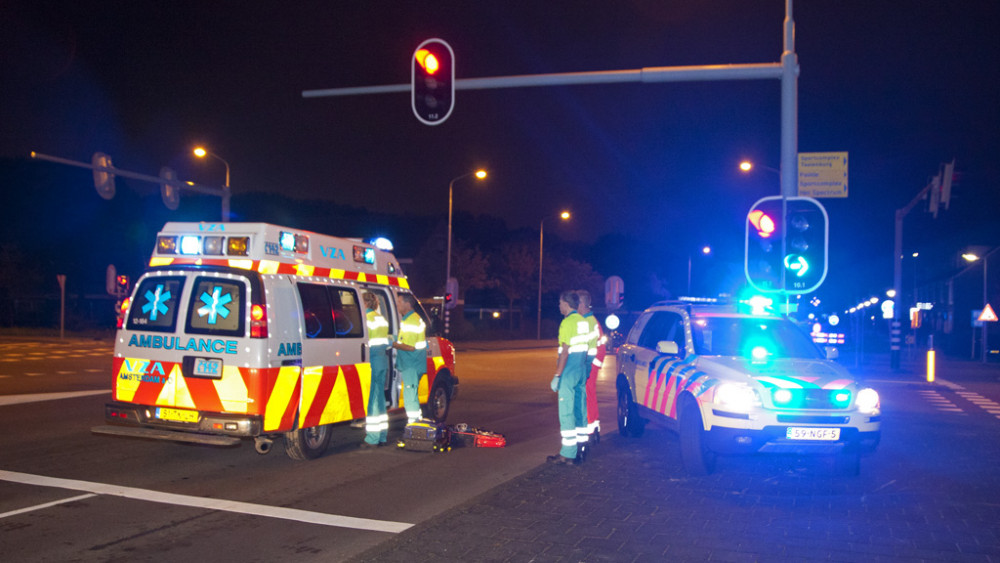 Scooterrijder Zwaargewond Na Botsing Met Container - NH Nieuws