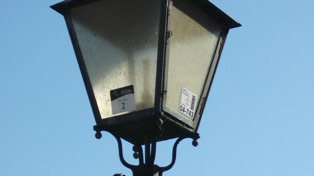 Slecht onderhoud lantaarnpalen Spaarndam