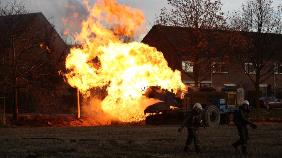 Steekvlam Abbenes door lekkende gasleiding